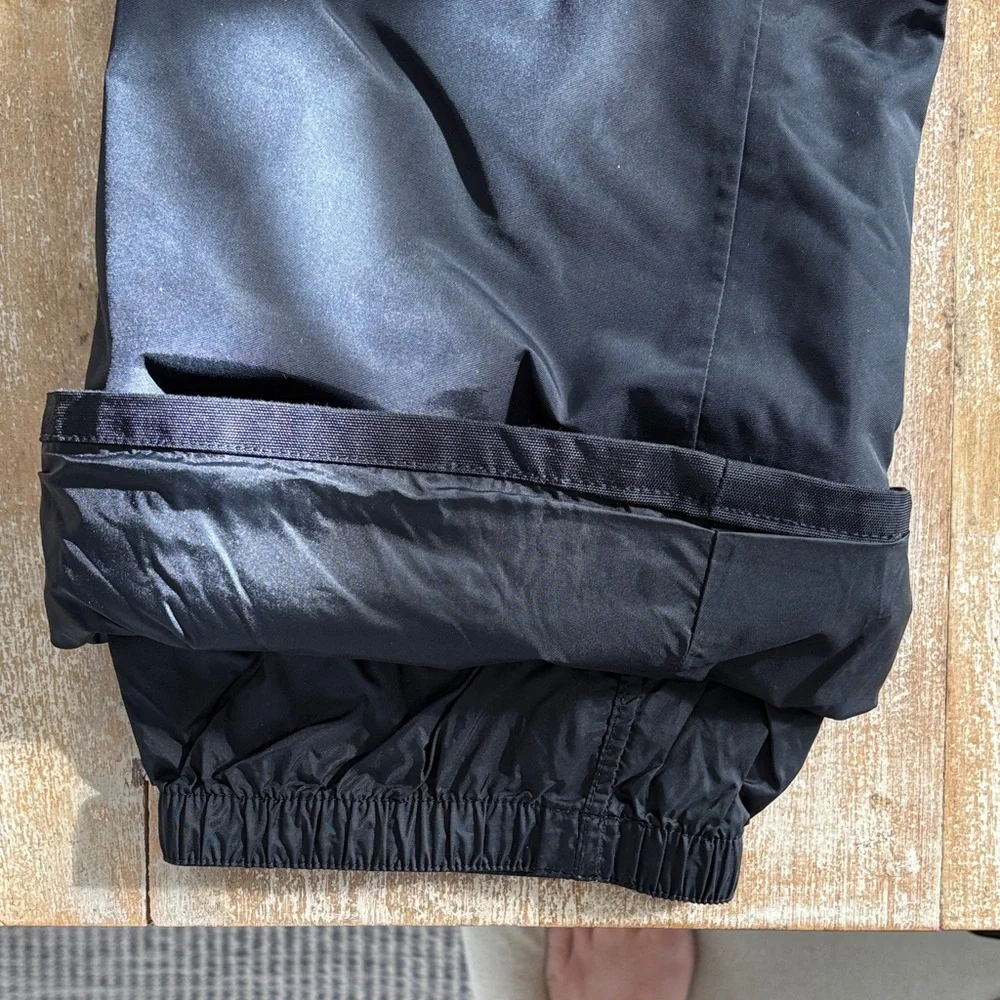 Women’s Black North Face Snow Pants - Picture 4 of 5